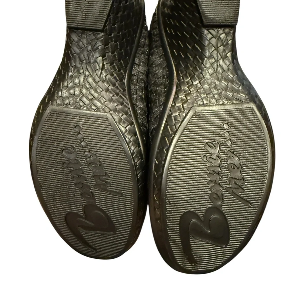 bernie mev. Women’s Black Woven Wedge Casual Sandals Sz 8